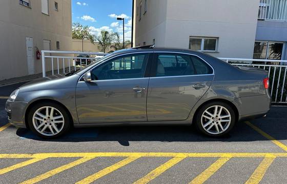 VOLKSWAGEN JETTA 2.5 I 20V 170CV GASOLINA 4P TIPTRONIC VOLKSWAGEN JETTA 2.5 I 20V 170CV GASOLINA 4P TIPTRONIC